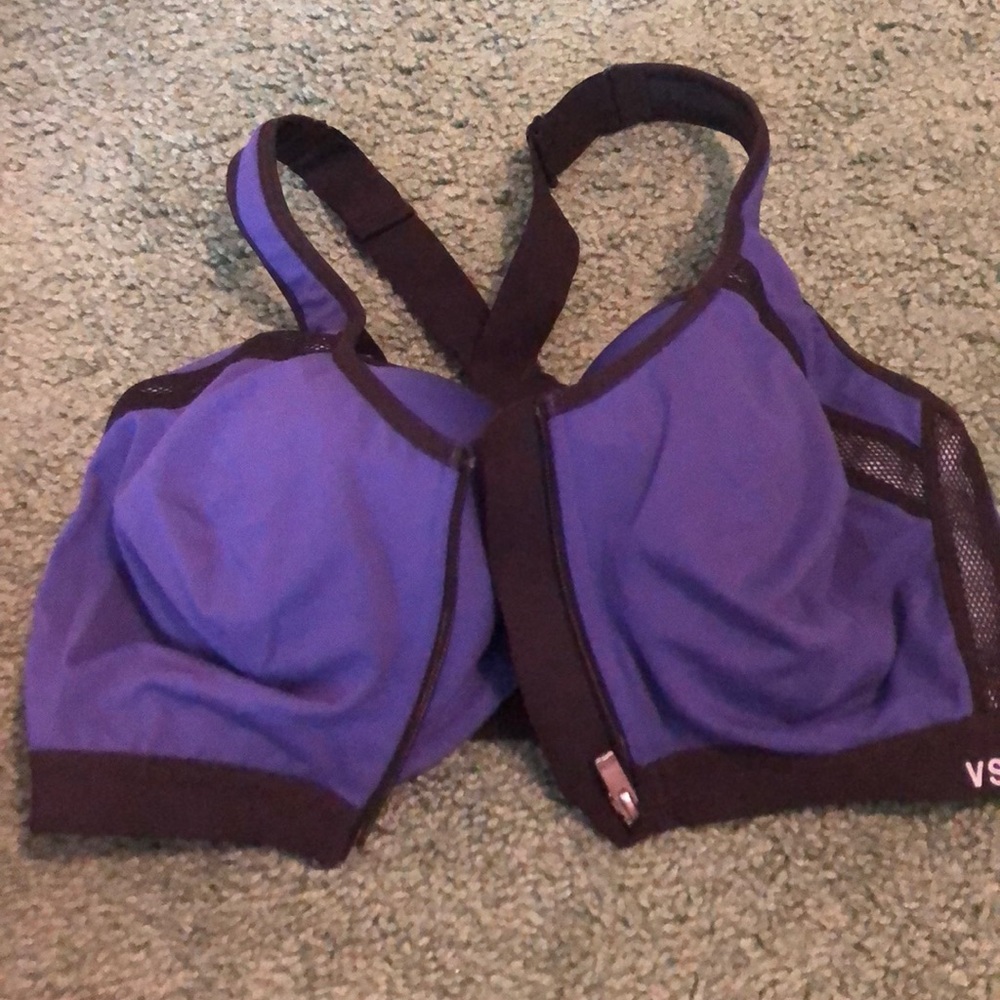 Victoria’s Secret Sports bra